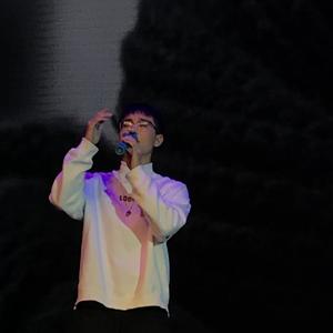 小樱被佐助扒开腿❌黄
